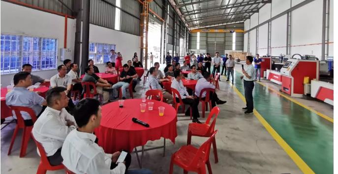 1573198945214243.jpg 昆山97至尊国际焊接在马来西亚公司2.jpg